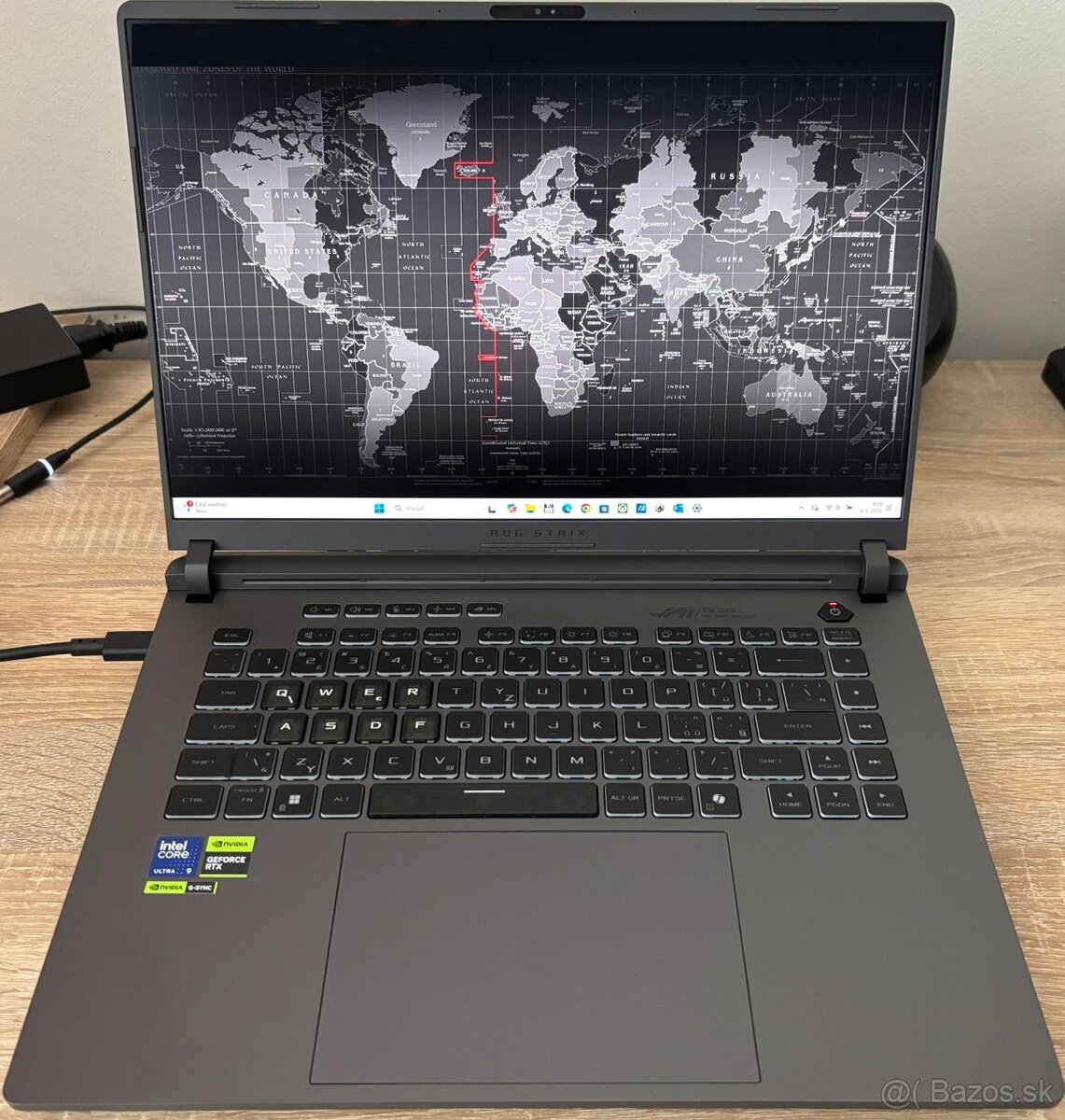 ASUS ROG Strix G16 5070Ti Eclipse Gray kovový - 2