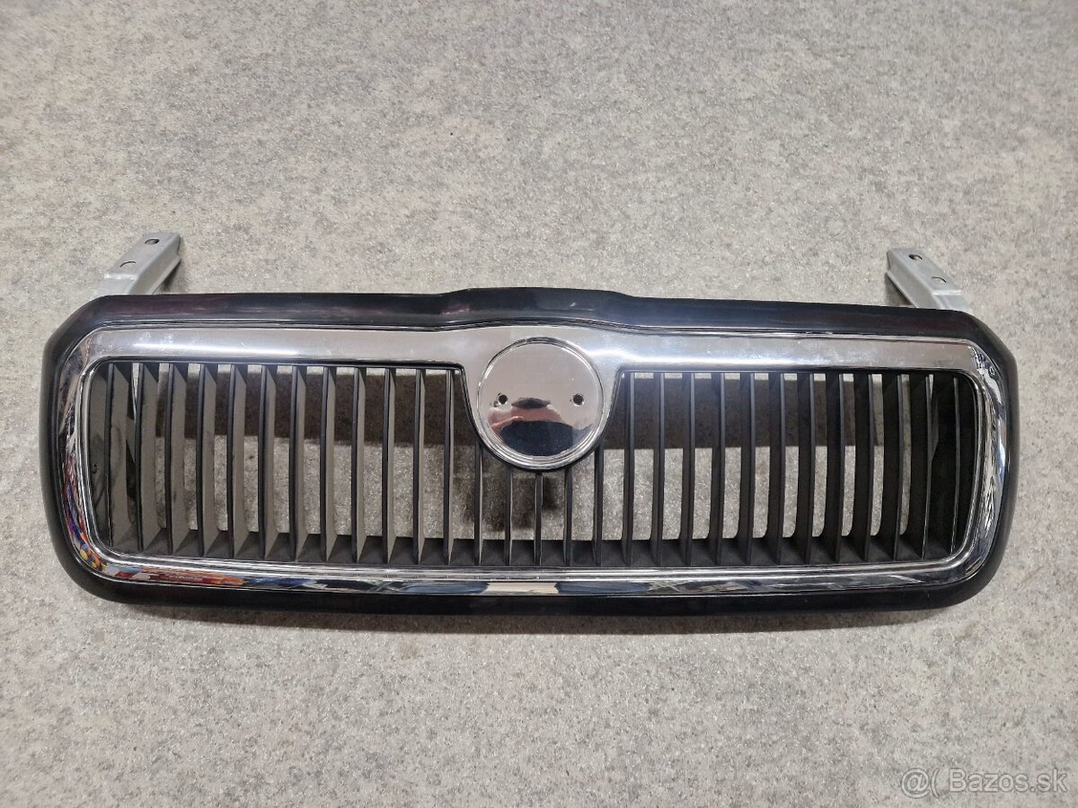 Maska Nová Škoda Octavia I - 2