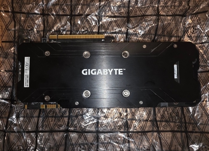Gigabyte GeForce GTX 1070 TI - 2