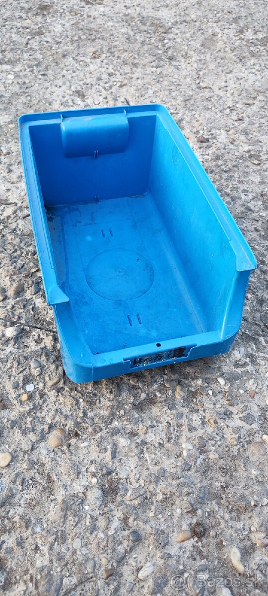 Úložné boxy - 2