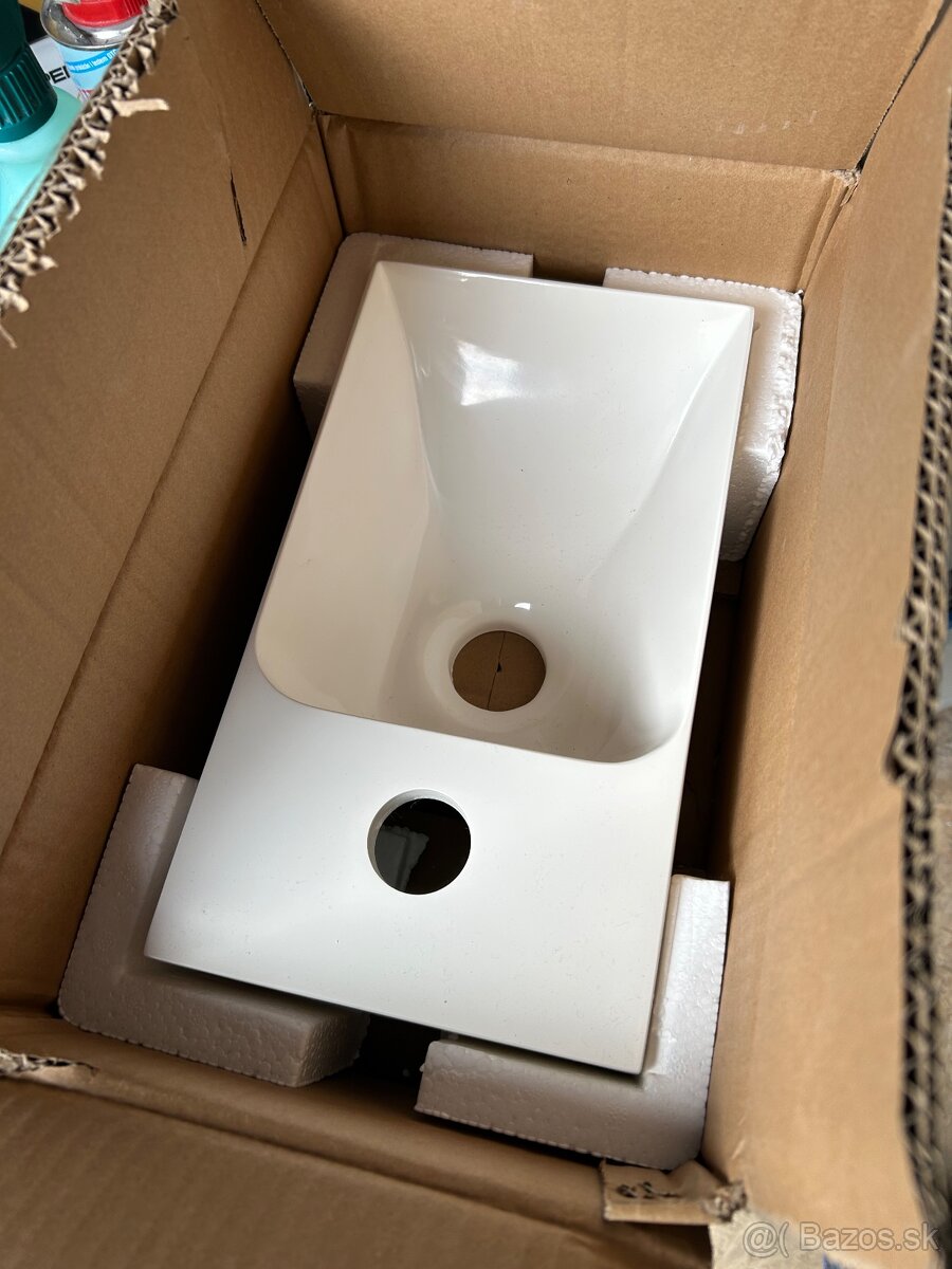 Predám 2x malé umyvadlá - 2