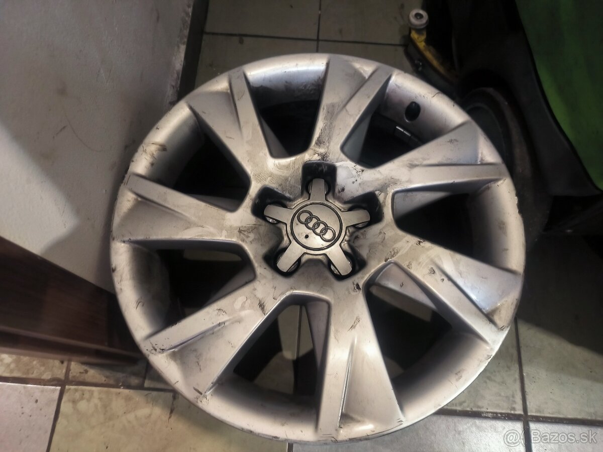 Predám originál elektróny Audi R 17 - 2