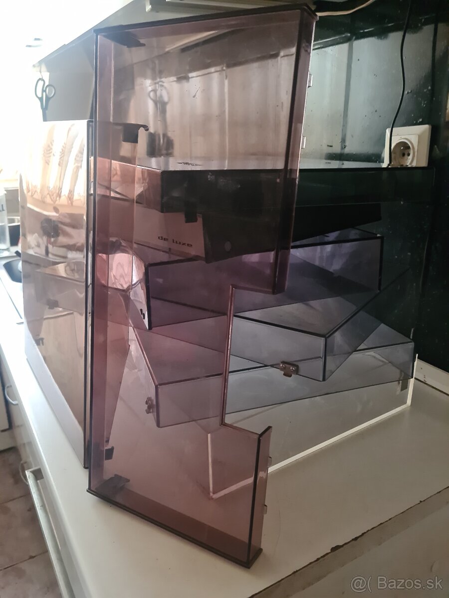 Predám kryty 8 ks - 2