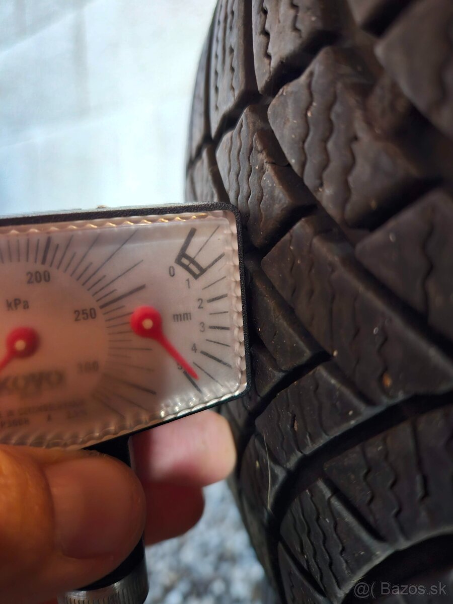 Predam Bridgestone 205/55 R16 BLIZZAK LM005 91 H zimne pneu - 2