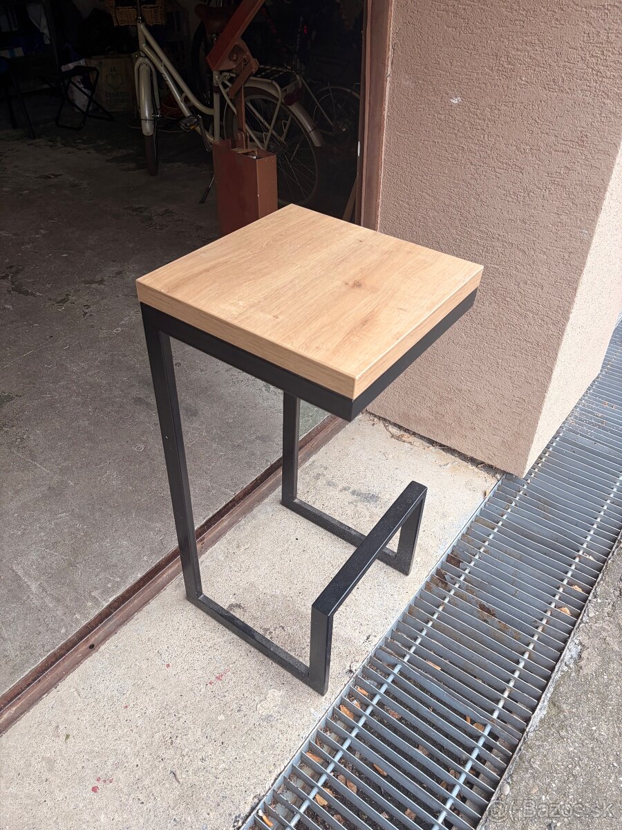 Barove stoličky železo/drevo - 2