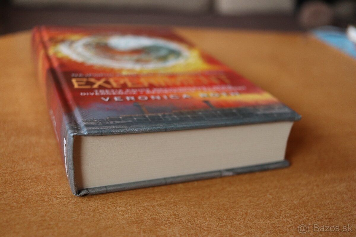 nova kniha Experiment - 2