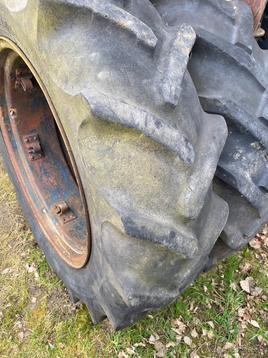 Zetor 3011 kolesá - 2