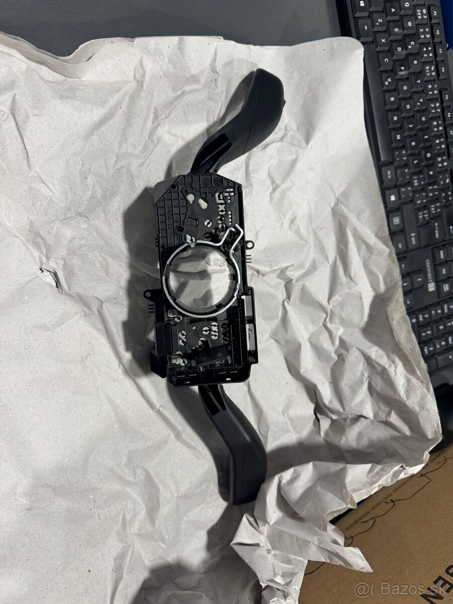 Predám ovládacie páčky Škoda - 2