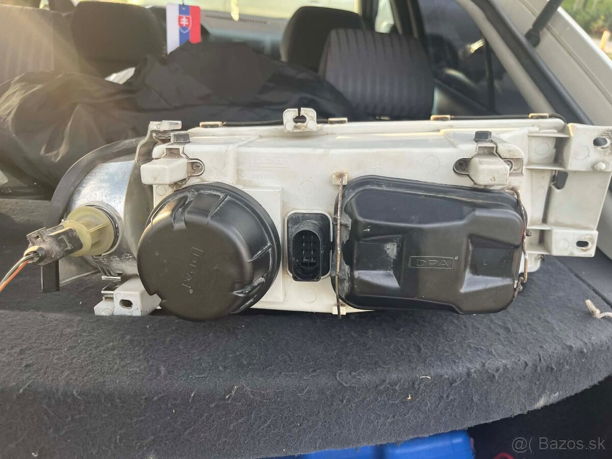 Škoda Octavia 1 facelift predné svetla - 2