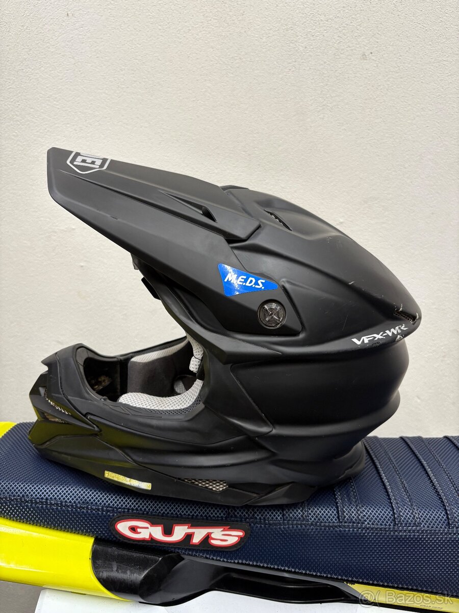 Motokrosova prilba SHOEI - 2