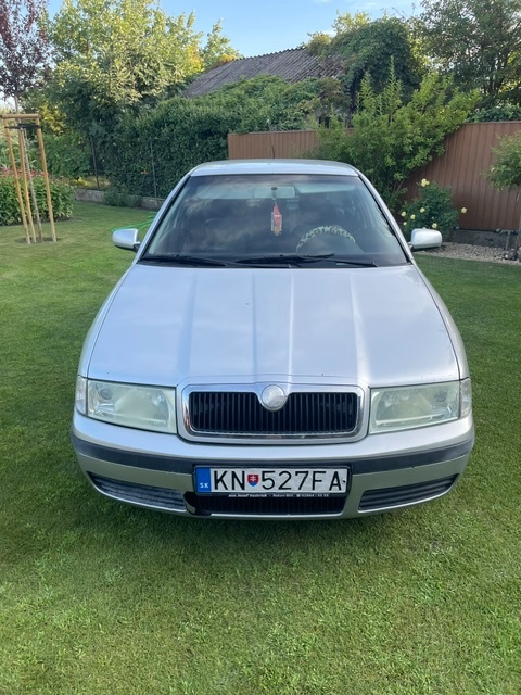 Škodu Octavia 1.4 MPI benzín - 2