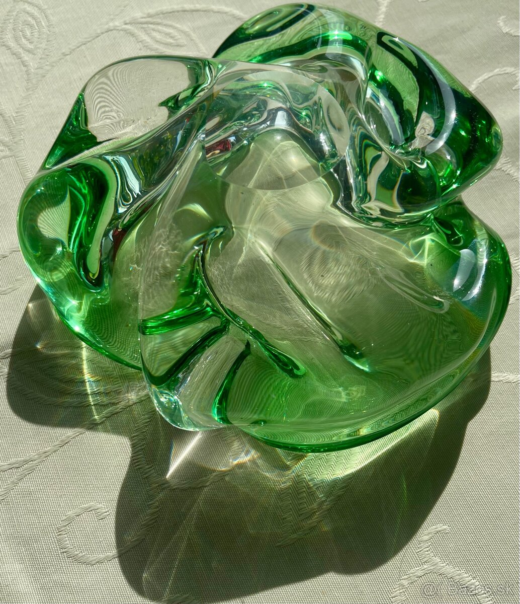 HUTNÉ SKLO miska / popolník ŽBS - 2