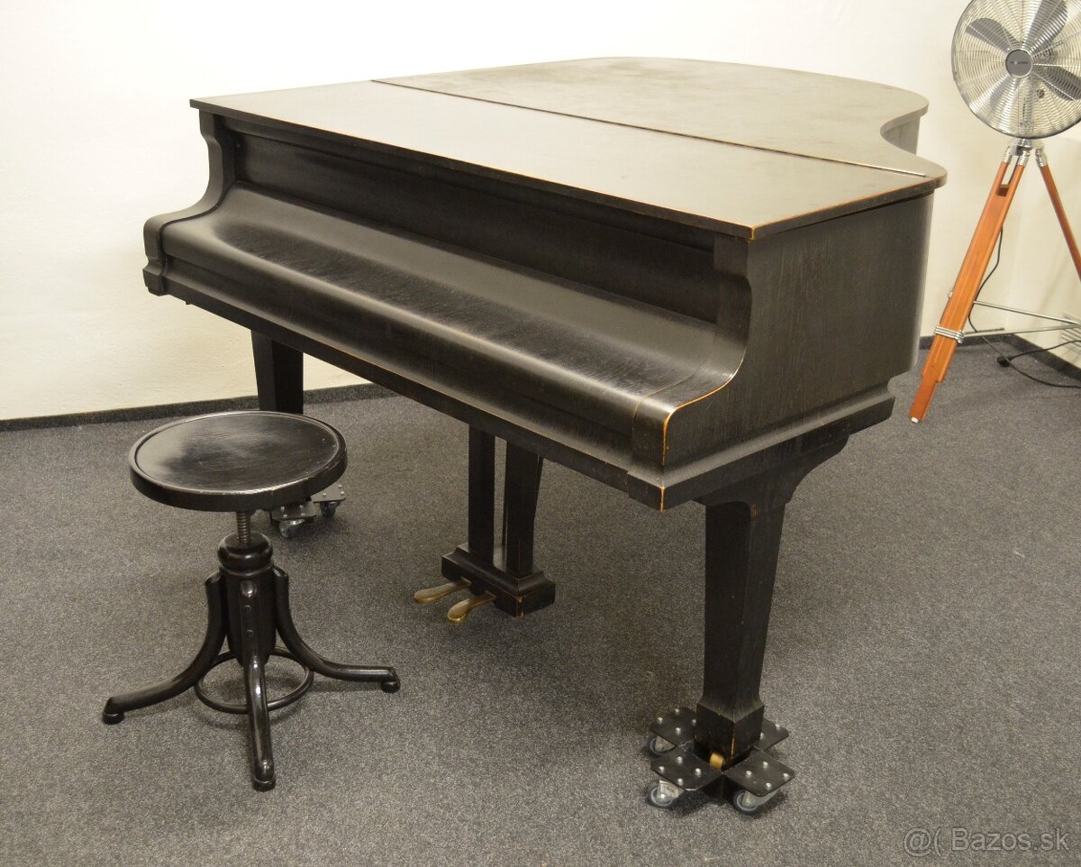 Klavír AUGUST FÖRSTER + židlička. - 2