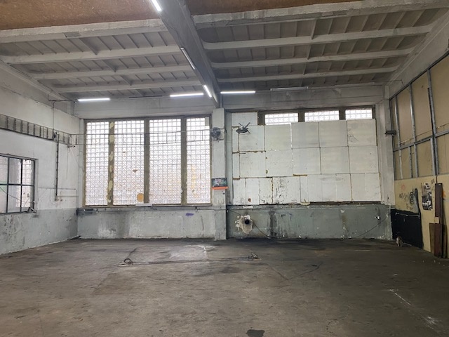 Priestor pre pneuservis, autoservis, sklad - 2