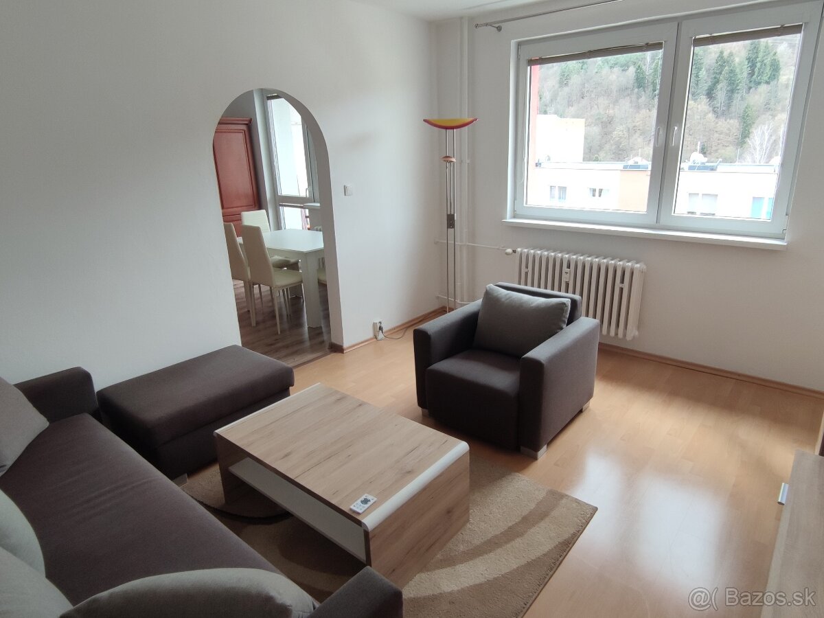 Ponúkam na prenájom 2-izbový byt v meste Krompachy - 2