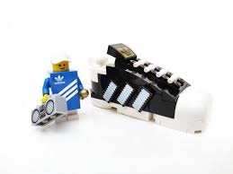 LEGO ICONS 10282 Adidas Superstar + GWP - 2