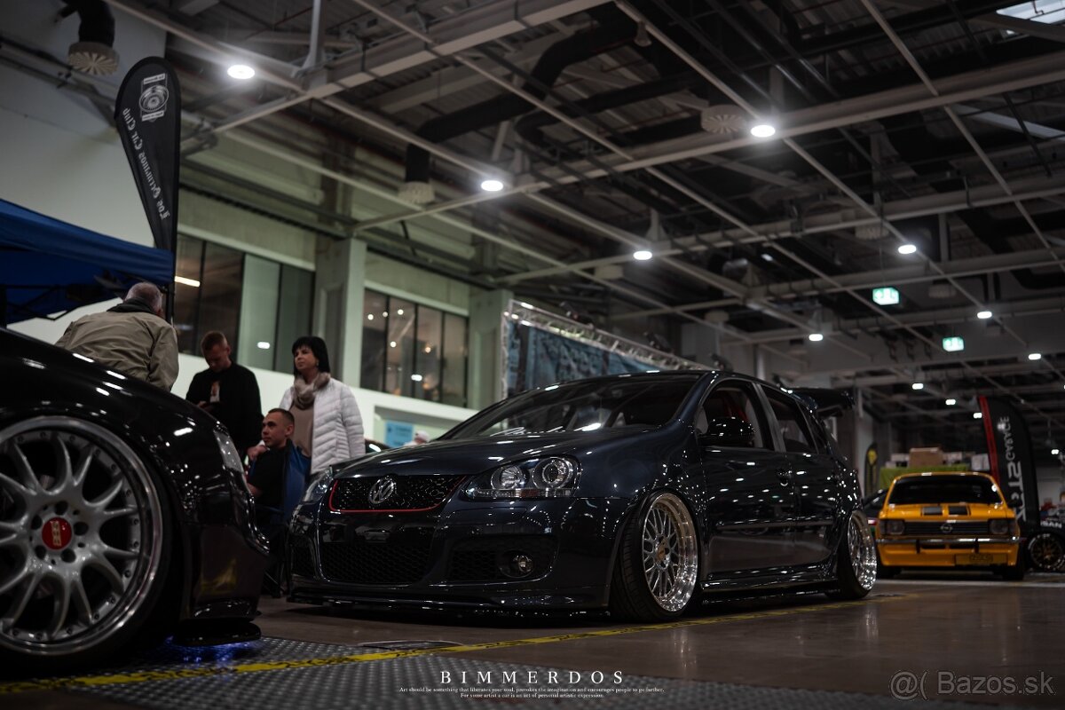 Volkswagen Golf 5 - 2