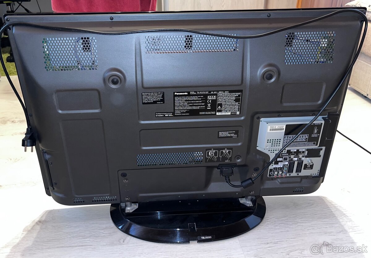 Panasonic TV + ovládač (37”, HD Ready) - 2