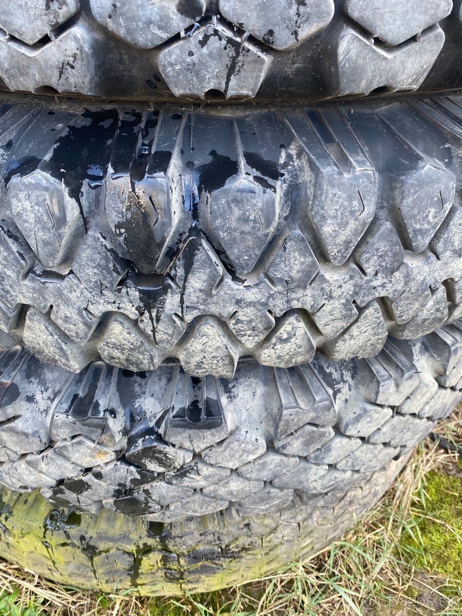 Pneumatiky 7,50-20 - 2