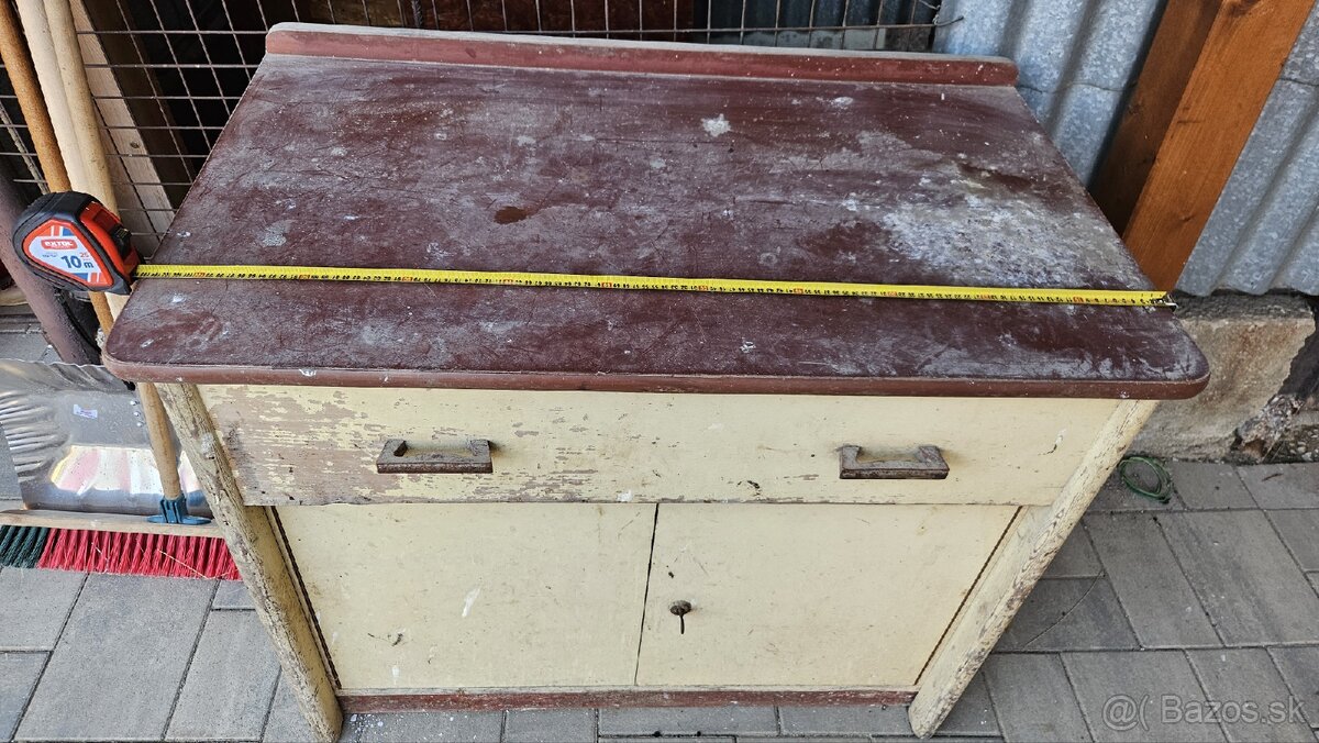 Predám starú skriňu - 2