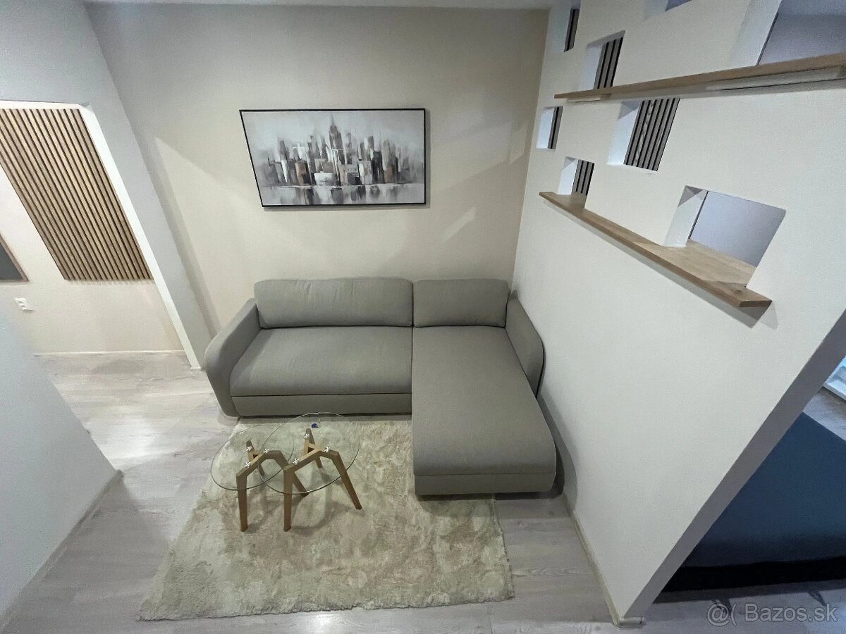 GARSÓNKANA PRENÁJOM TRENČÍN,Juh - 2