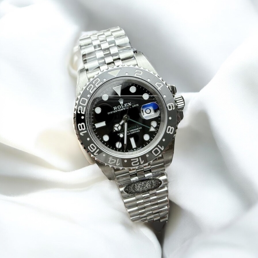 Rolex GMT-Master II Bruce Wayne - 2