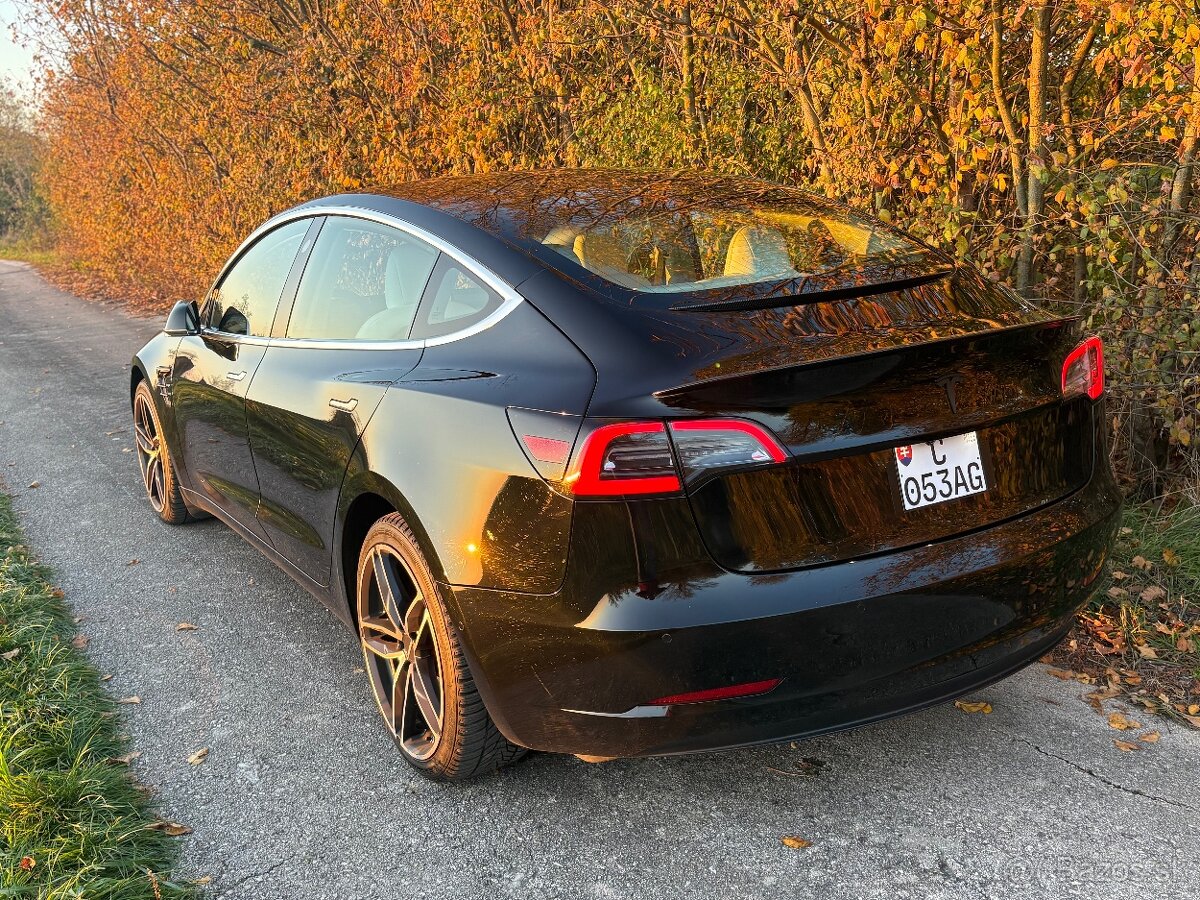 Tesla MODEL 3 Long Range - 2