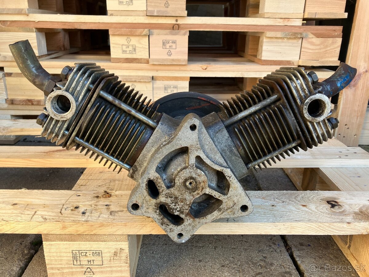 Praga V3S - vzduchový kompresor - 2