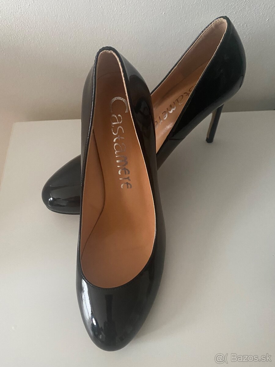 Lodičky Castamere 40,5 - 2