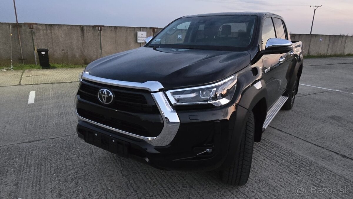Toyota Hilux 2.8 D Double Cab 6AT Executive