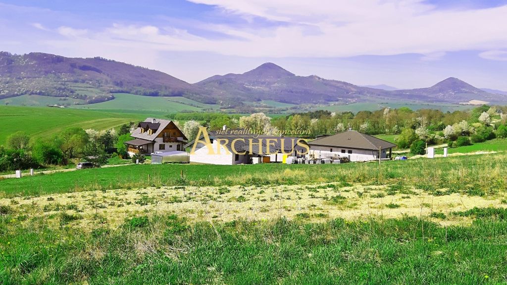 STAVEBNÝ POZEMOK, PODHORANY, 817 M2 - 2