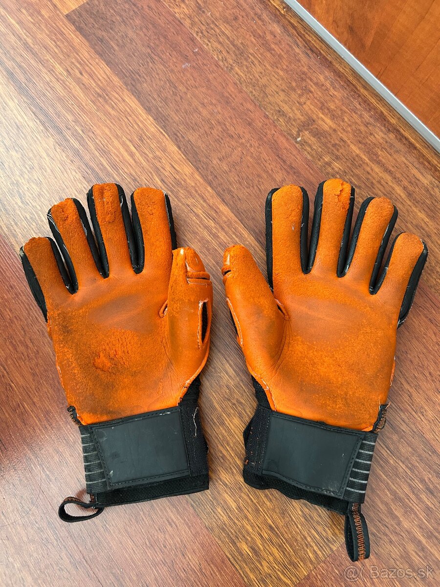 Brankárske rukavice - 2