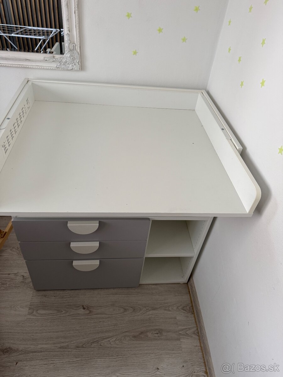 Prebalovací pult - 2