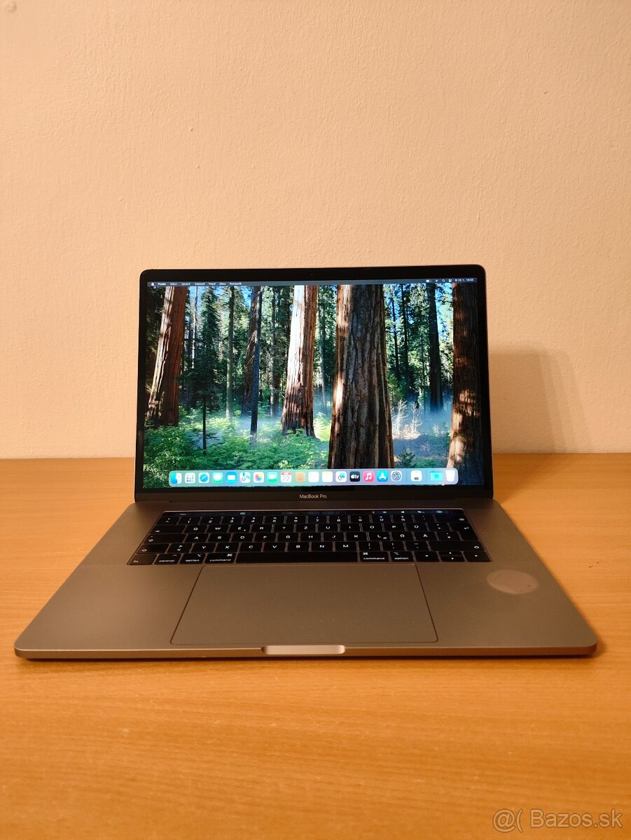 MacBook Pro 15 2018 16GB 256GB - 2
