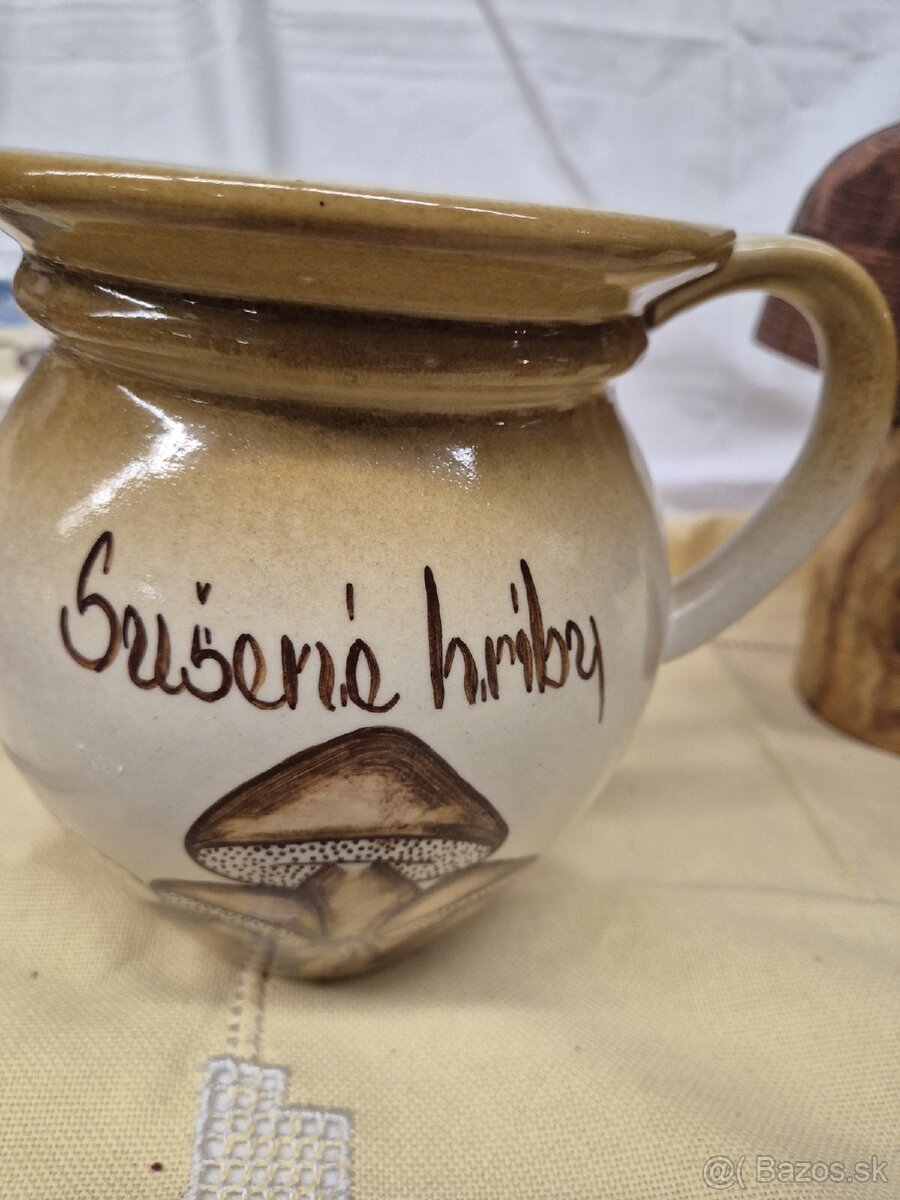 Predam dzban a drevene hribiky - 2