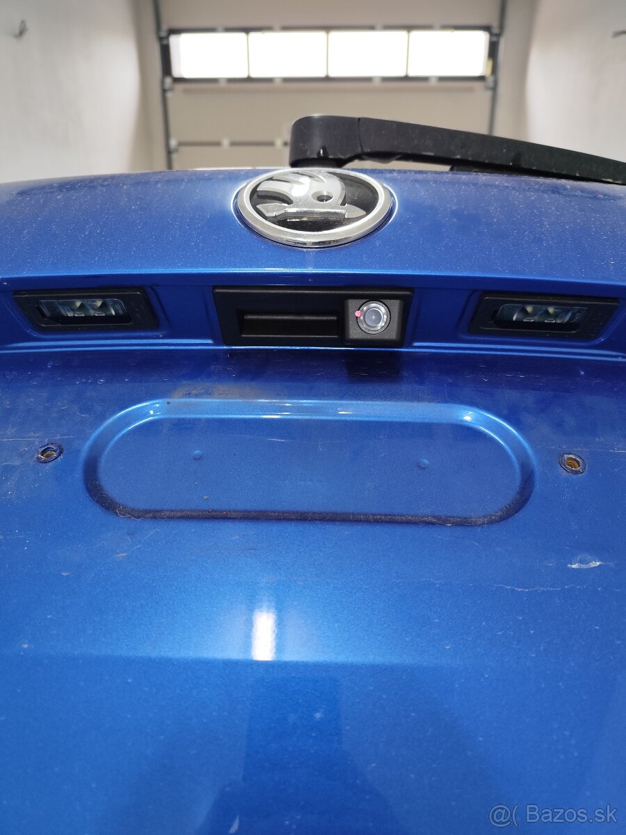 Cúvacia parkovacia kamera AUDI SEAT ŠKODA VOLKSWAGEN
