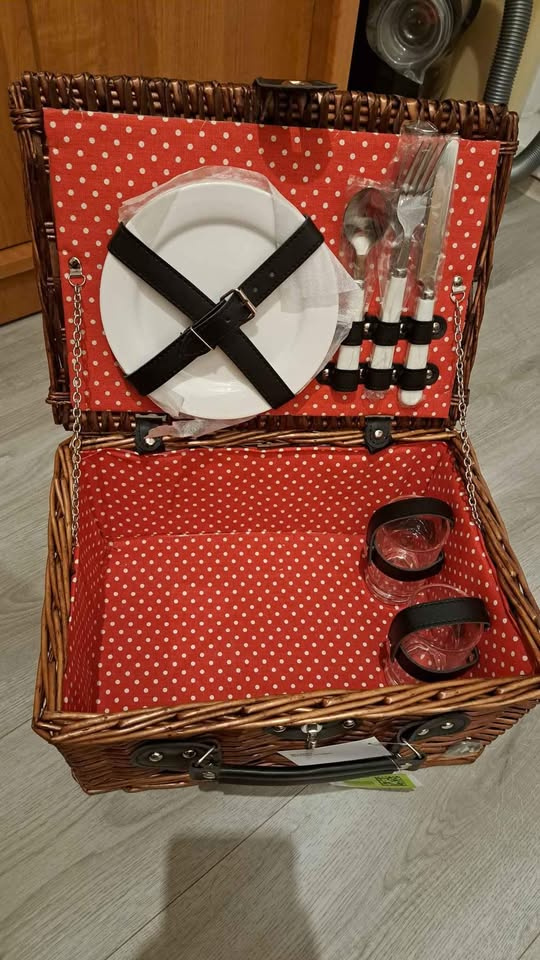 Prútený piknikový košík - 2