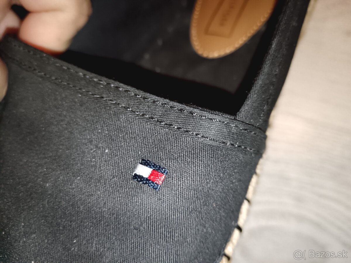 Espadrilky čierne veľ. 40 zn. Tommy Hilfiger - 2