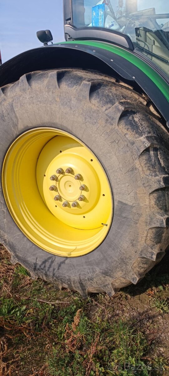 kolesá John Deere - 2