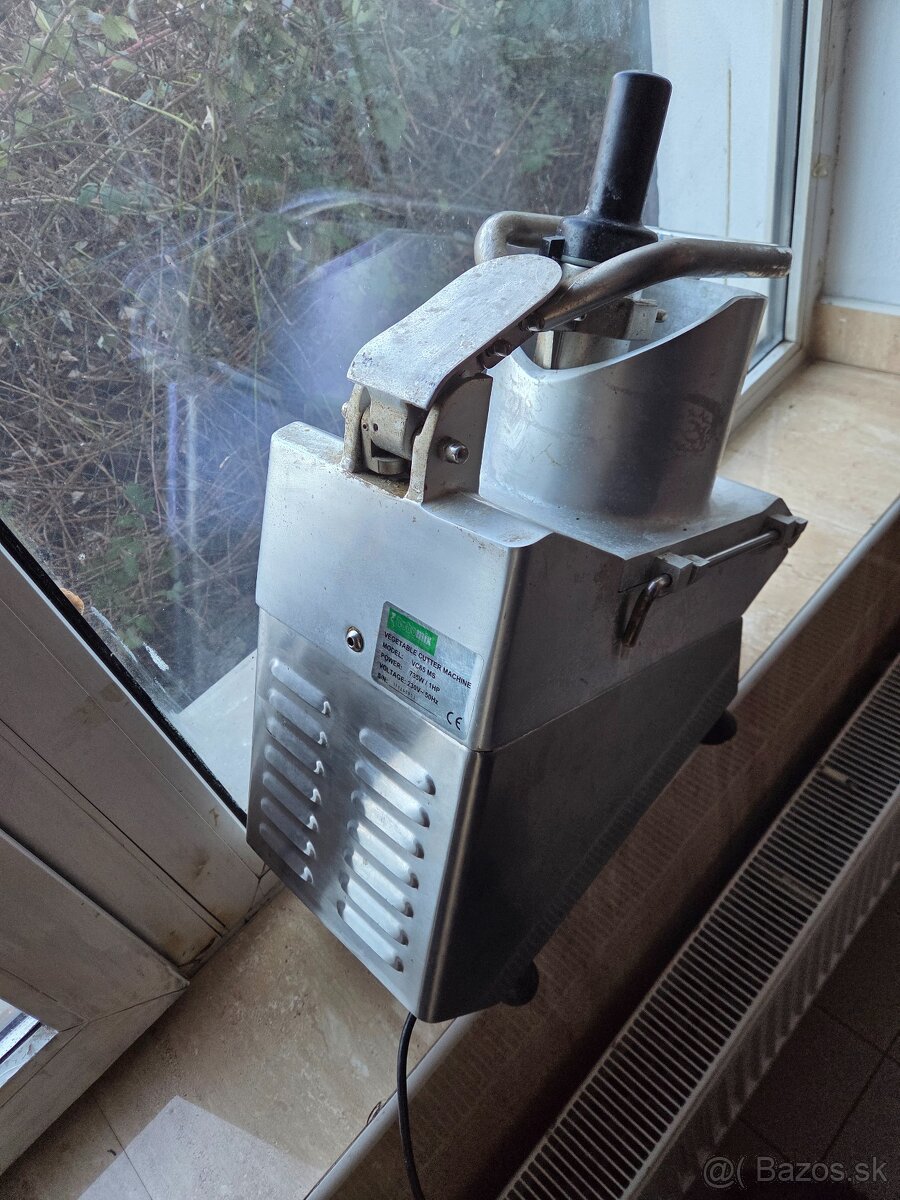 Krájač zeleniny Robomix veľký otvor - 2