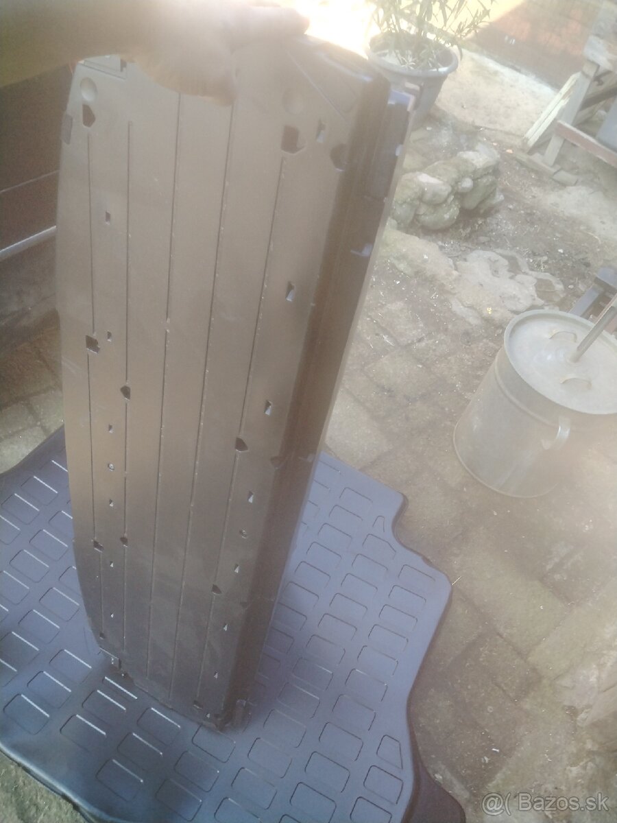 Predám stredné plato do kufra honda crv 3 - 2