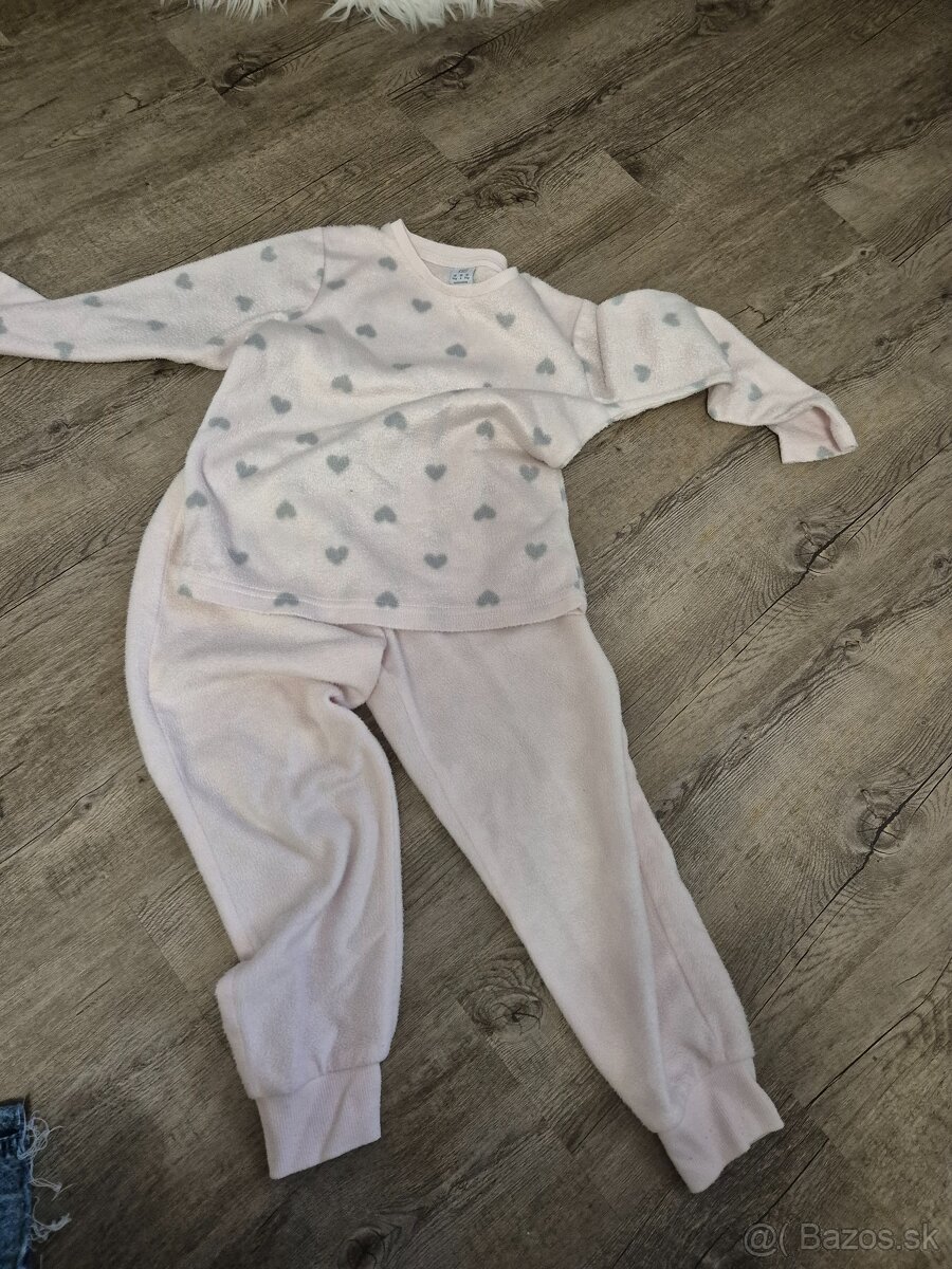 Balík oblecenia pre dievča 98/104 - 2