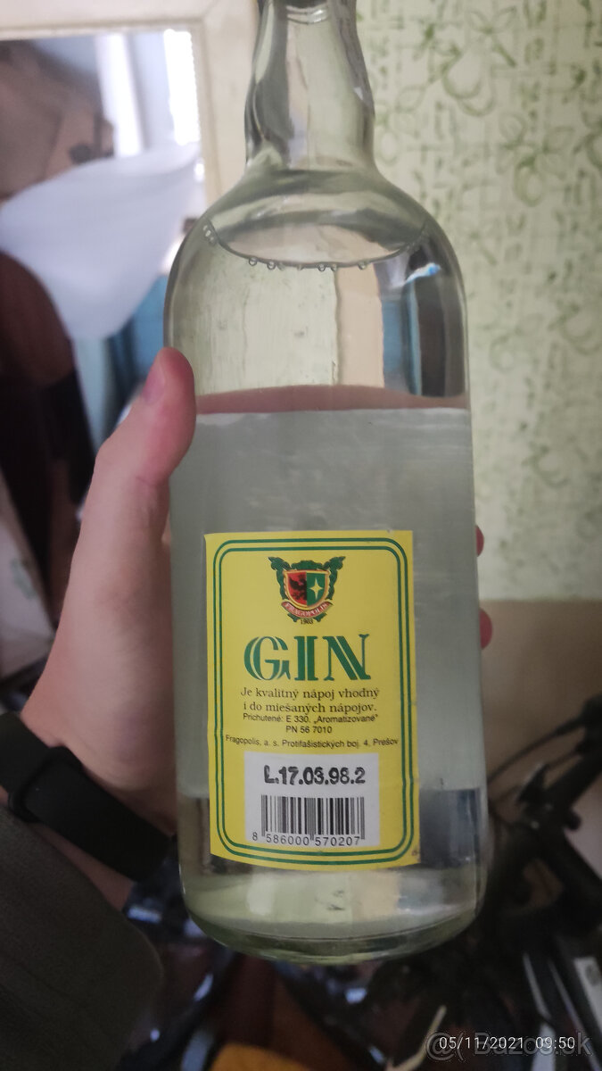 Gin 1l 28-ročný - 2