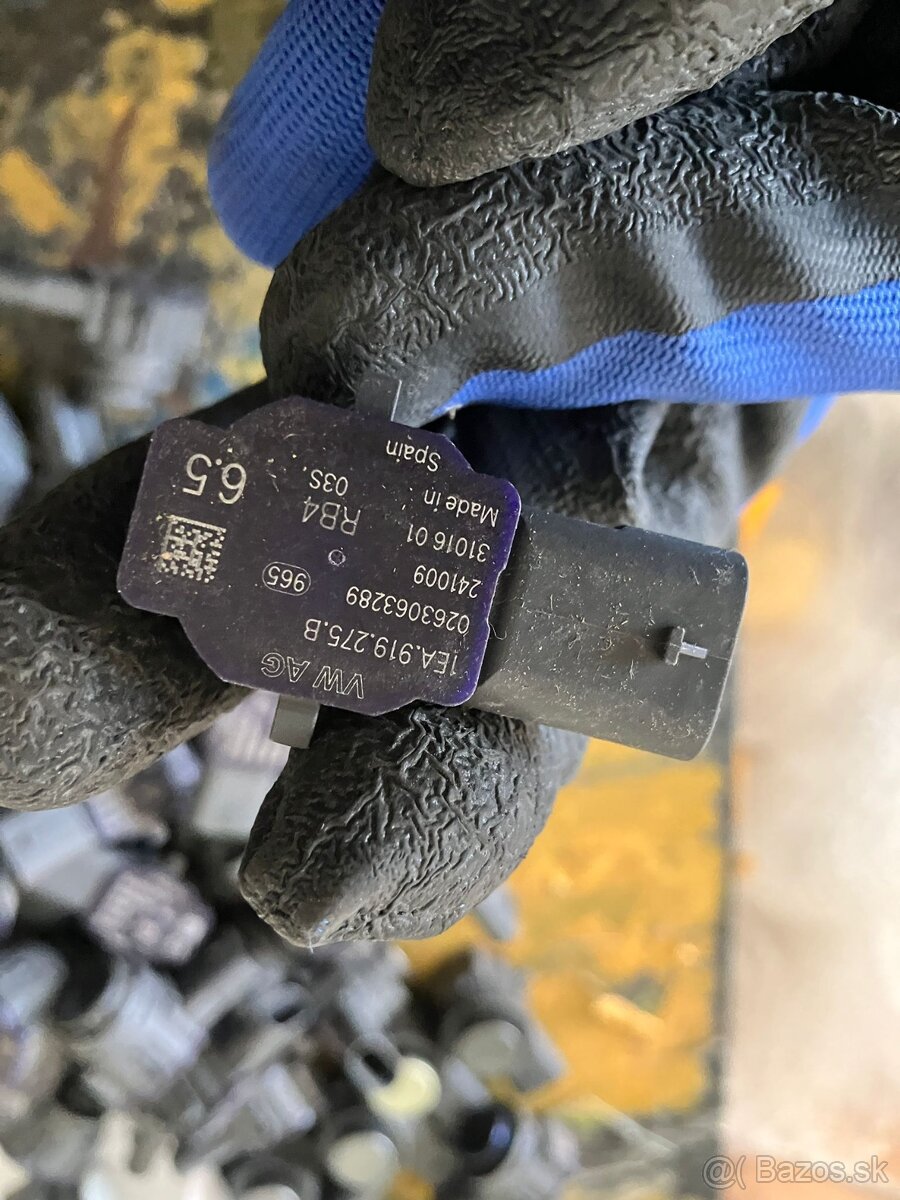 senzor parkovaci sensor pdc narazniku 1EA919275b - 2