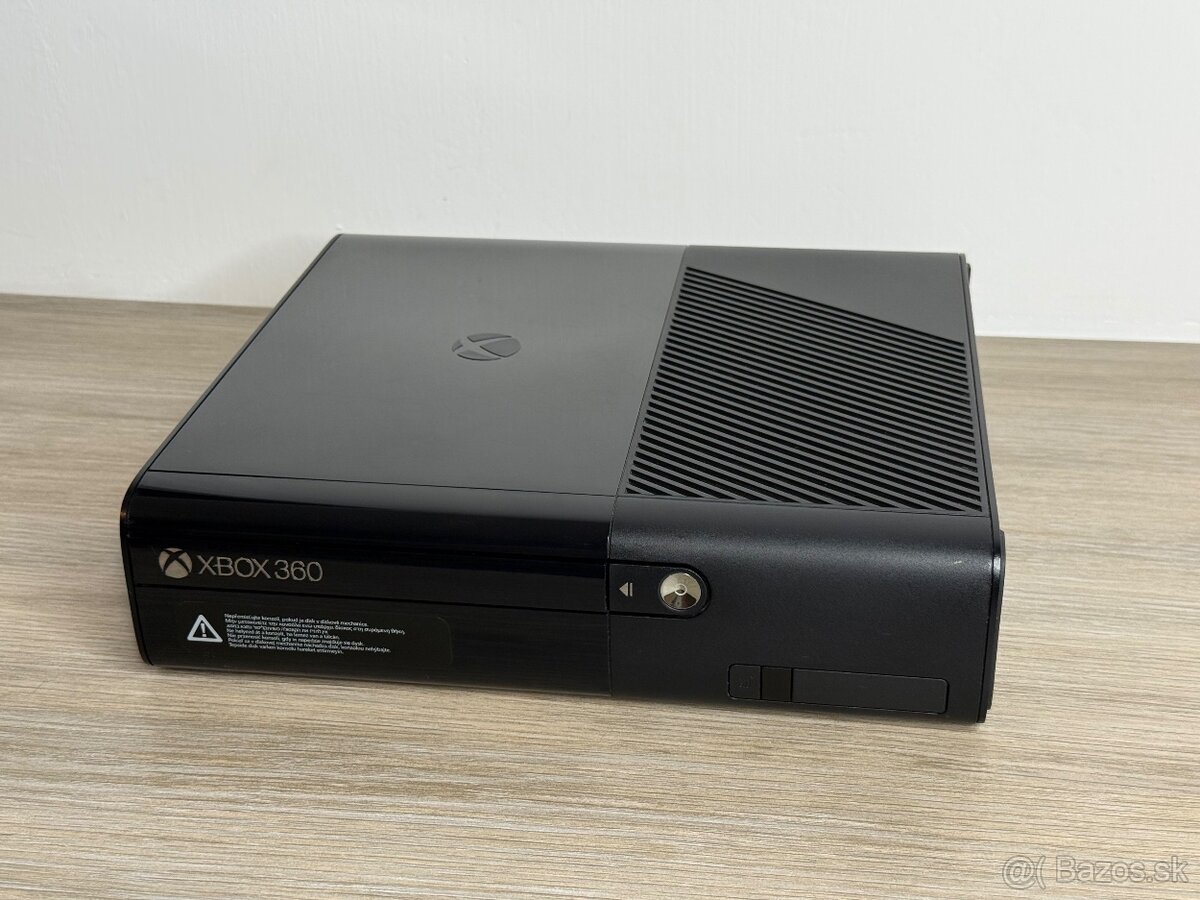 🎮 Xbox 360 E - KOMPLETNÝ SET - 2