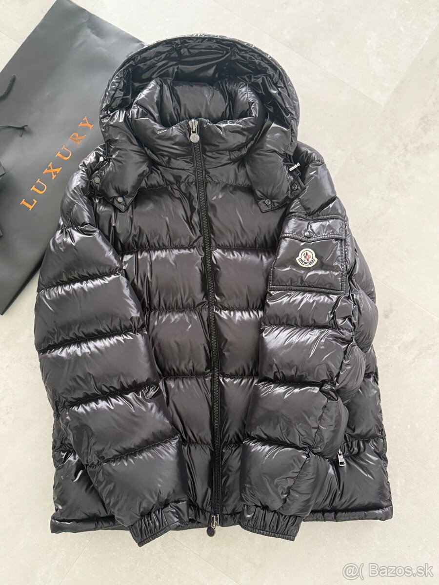 PREDÁM takmer novú zimnú bundu Moncler Maya Giubbot TG 6 - 2