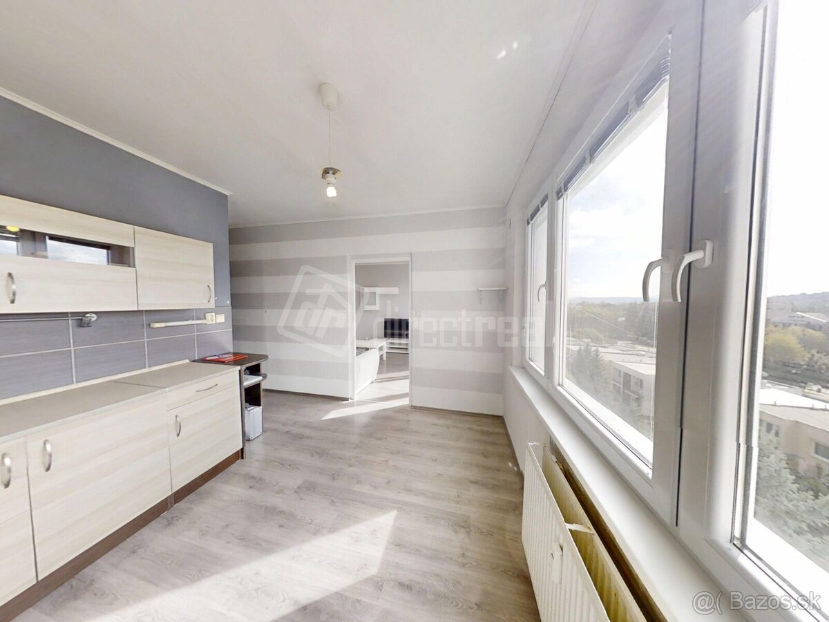 Dvojizbák na Rúbanisku II oproti radovej výstavbe, či… - 2