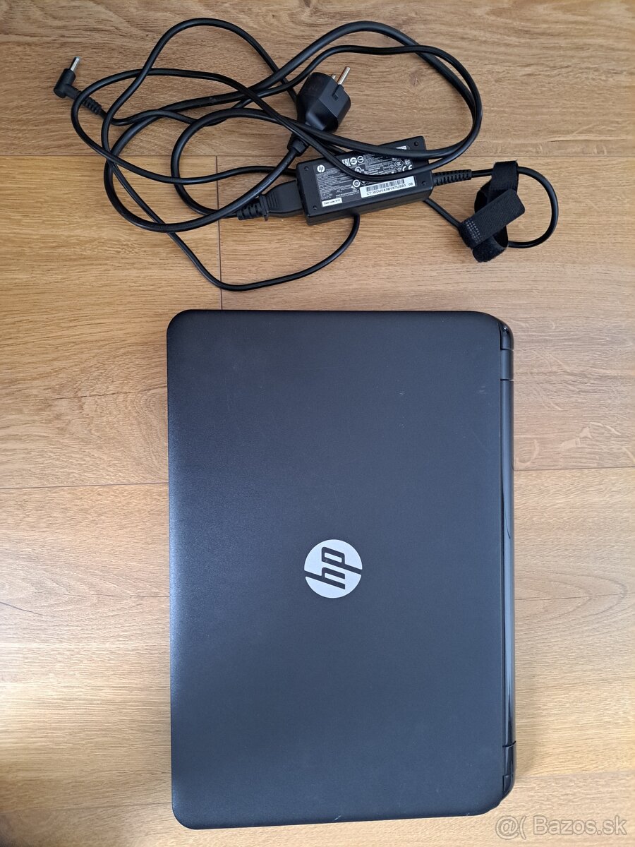 Predávam notebook HP 250 G3 - 2