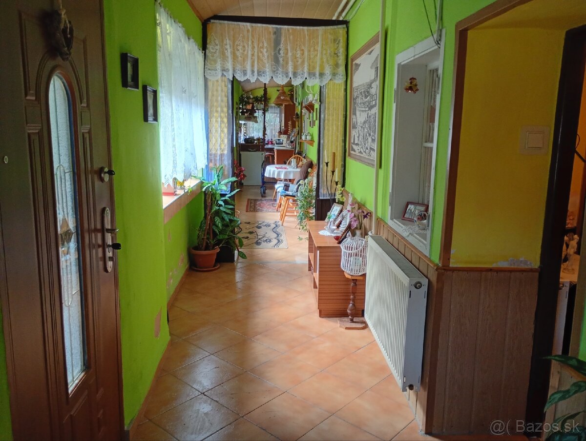 Rodinný dom v Hronskom Beňadiku. - 2