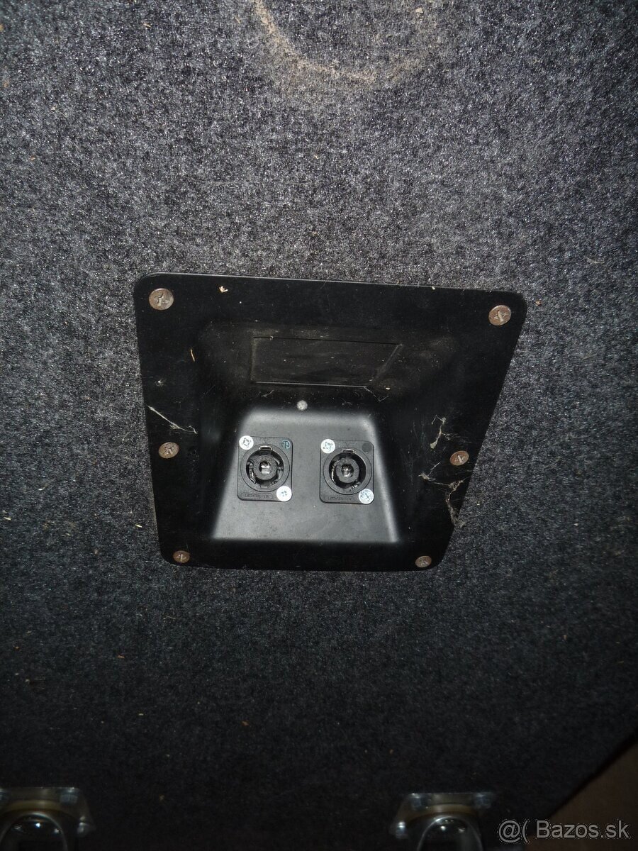 Skelety na subbas 18" - 2